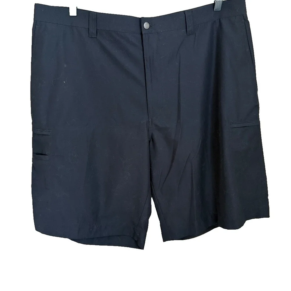 Callaway Golf X-Series Black Cargo Shorts Mens 44B Performance Athletic Sporty
